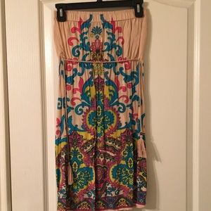 Sleeveless Patterned Dress
